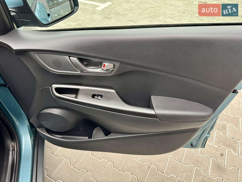 Позашляховик / Кросовер Hyundai Kona Electric 2020 в Івано-Франківську