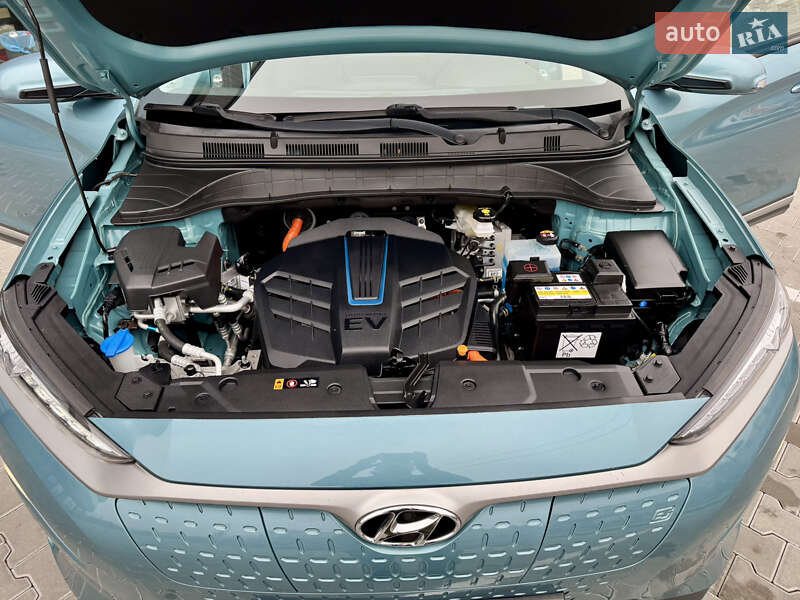 Позашляховик / Кросовер Hyundai Kona Electric 2020 в Івано-Франківську