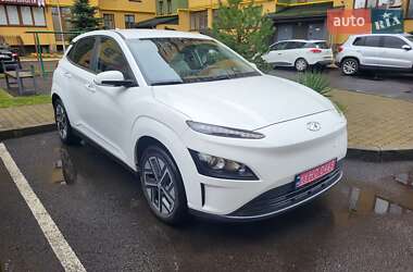 Позашляховик / Кросовер Hyundai Kona Electric 2023 в Луцьку