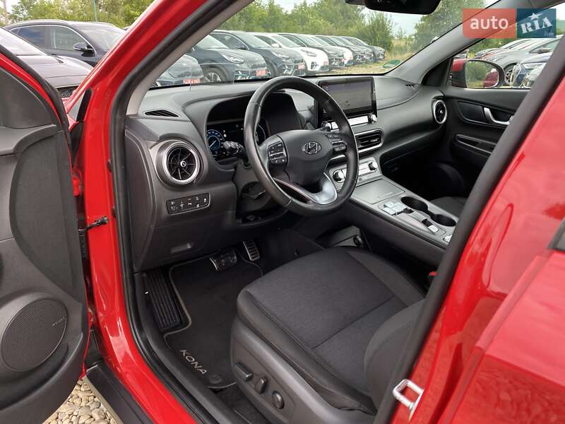 Внедорожник / Кроссовер Hyundai Kona Electric 2022 в Львове