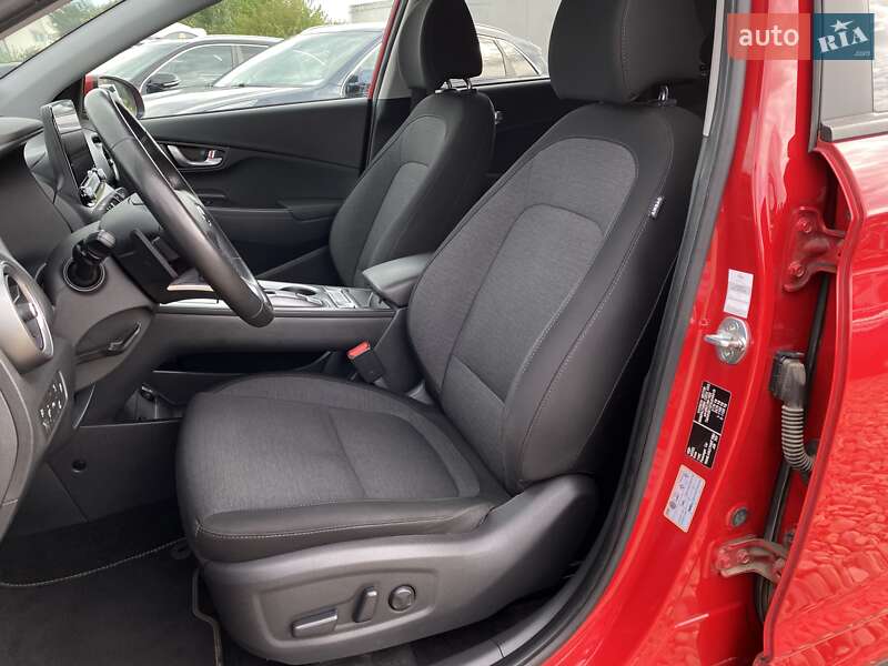 Внедорожник / Кроссовер Hyundai Kona Electric 2022 в Львове