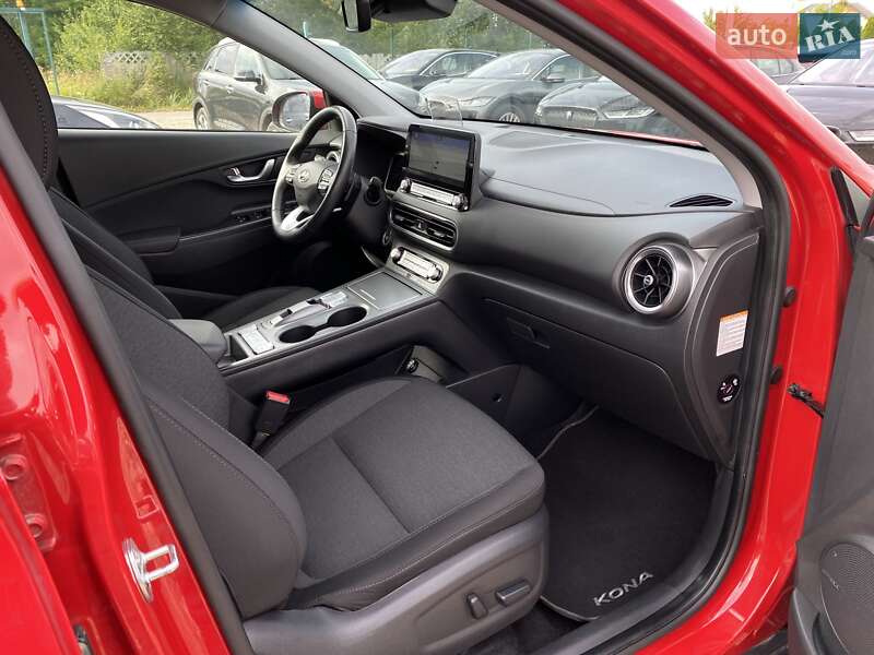 Внедорожник / Кроссовер Hyundai Kona Electric 2022 в Львове