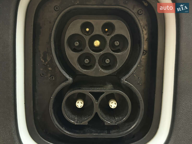 Внедорожник / Кроссовер Hyundai Kona Electric 2021 в Львове