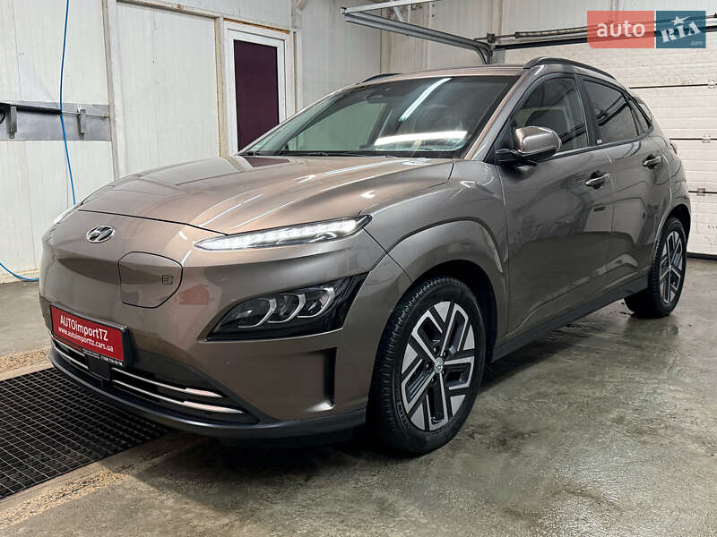 Внедорожник / Кроссовер Hyundai Kona Electric 2021 в Львове