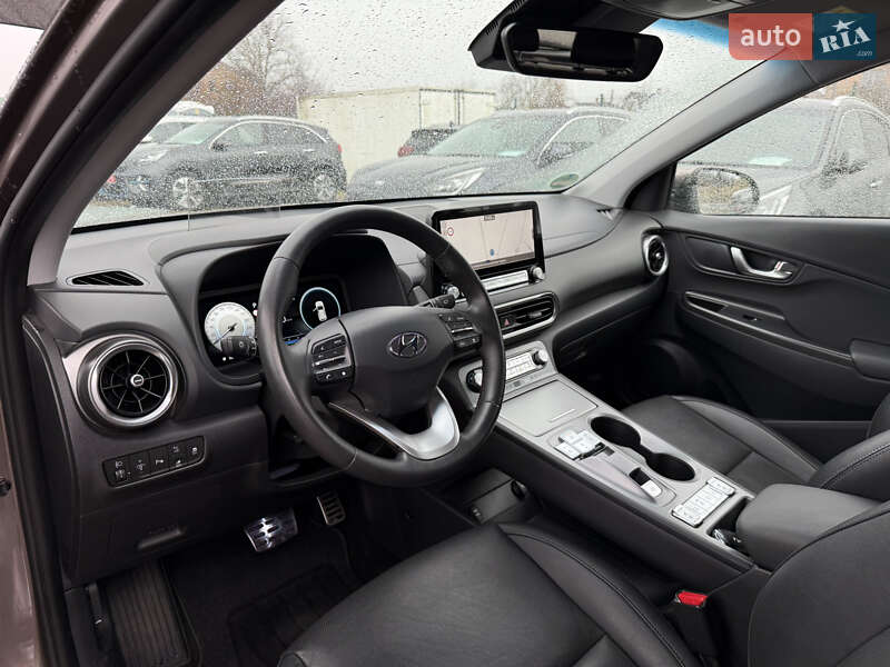 Внедорожник / Кроссовер Hyundai Kona Electric 2021 в Львове