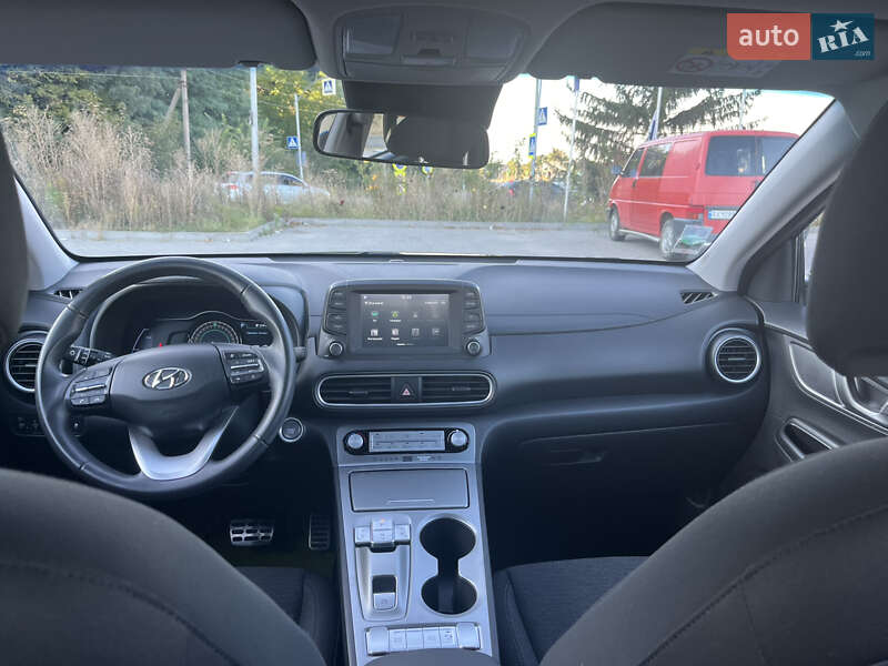 Внедорожник / Кроссовер Hyundai Kona Electric 2020 в Виннице
