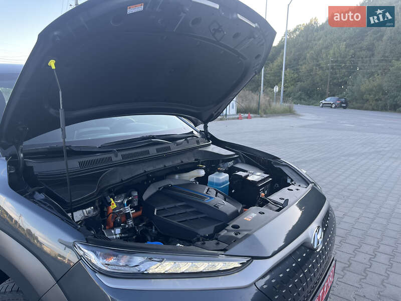 Внедорожник / Кроссовер Hyundai Kona Electric 2020 в Виннице