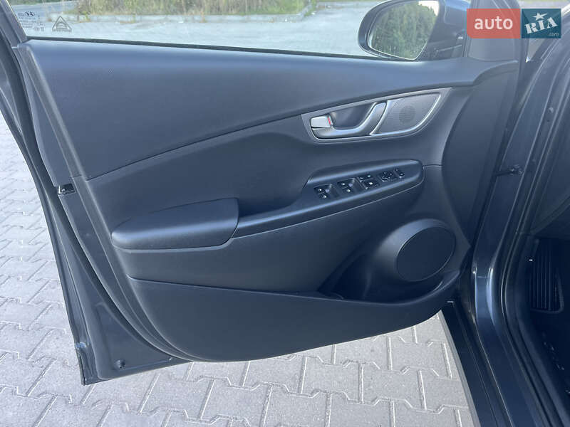 Внедорожник / Кроссовер Hyundai Kona Electric 2020 в Виннице