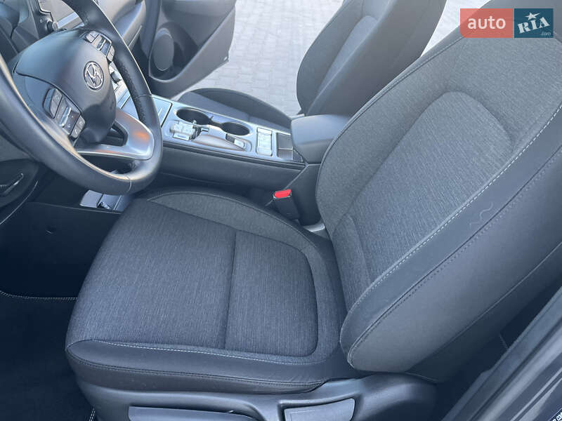 Внедорожник / Кроссовер Hyundai Kona Electric 2020 в Виннице