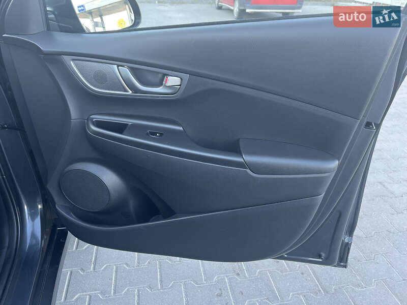 Внедорожник / Кроссовер Hyundai Kona Electric 2020 в Виннице