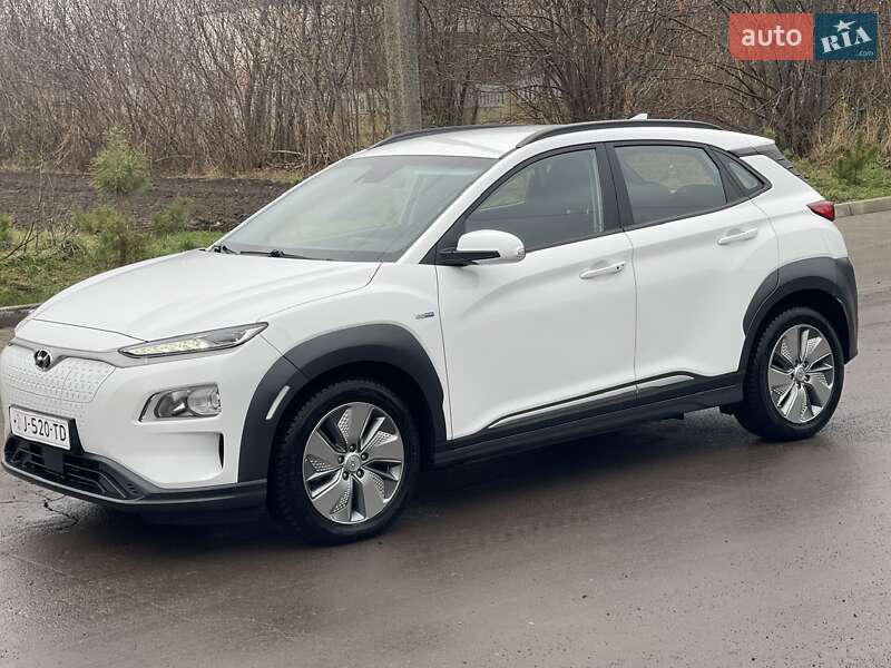 Внедорожник / Кроссовер Hyundai Kona Electric 2020 в Ровно