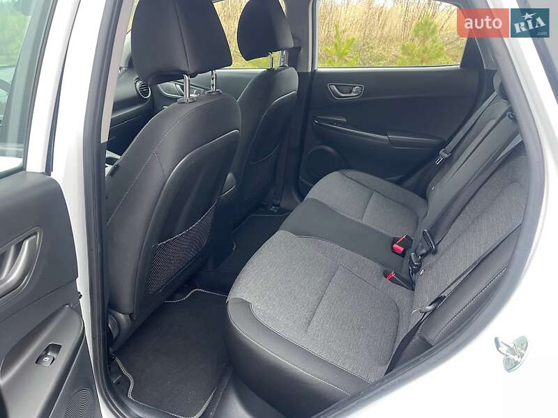 Внедорожник / Кроссовер Hyundai Kona Electric 2020 в Ровно