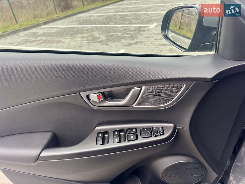 Позашляховик / Кросовер Hyundai Kona Electric 2020 в Луцьку фото 42 Позашляховик / Кросовер Hyundai Kona Electric 2020 в Луцьку