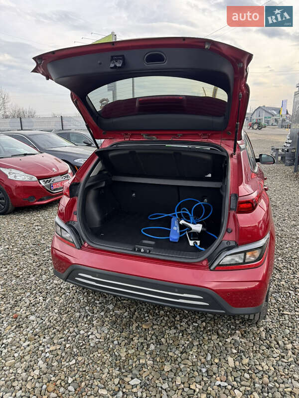 Внедорожник / Кроссовер Hyundai Kona Electric 2022 в Ивано-Франковске