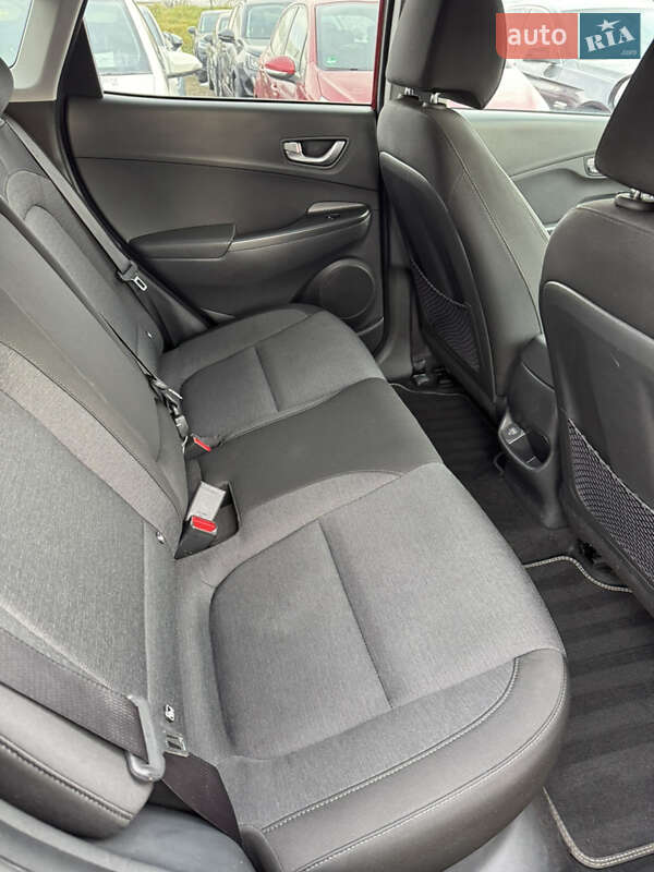 Внедорожник / Кроссовер Hyundai Kona Electric 2022 в Ивано-Франковске