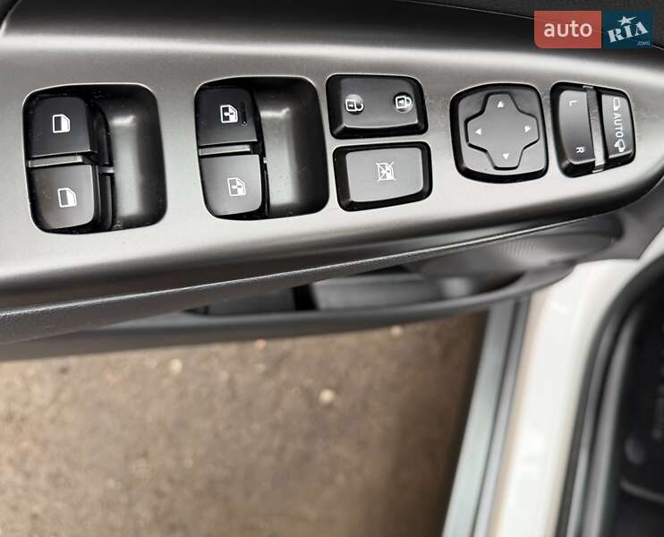 Позашляховик / Кросовер Hyundai Kona Electric 2020 в Львові фото 69 Позашляховик / Кросовер Hyundai Kona Electric 2020 в Львові