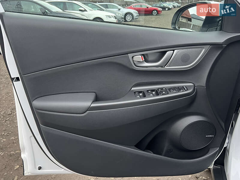Внедорожник / Кроссовер Hyundai Kona Electric 2020 в Луцке фото 35 Внедорожник / Кроссовер Hyundai Kona Electric 2020 в Луцке
