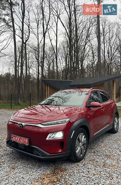 Позашляховик / Кросовер Hyundai Kona Electric 2019 в Радивиліві