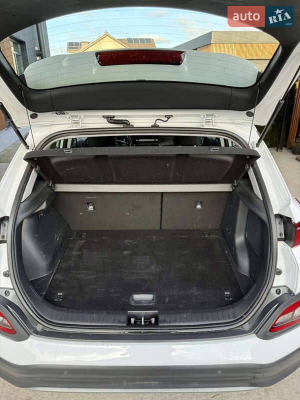 Внедорожник / Кроссовер Hyundai Kona Electric 2020 в Киеве фото 15 Внедорожник / Кроссовер Hyundai Kona Electric 2020 в Киеве