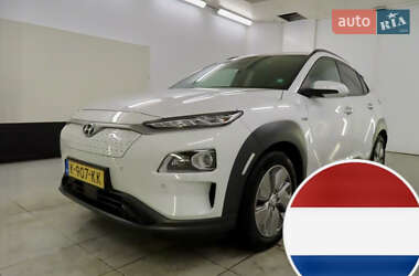 Внедорожник / Кроссовер Hyundai Kona Electric 2021 в Тернополе