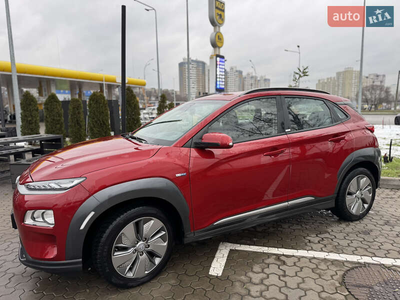 Внедорожник / Кроссовер Hyundai Kona Electric 2020 в Киеве фото 5 Внедорожник / Кроссовер Hyundai Kona Electric 2020 в Киеве