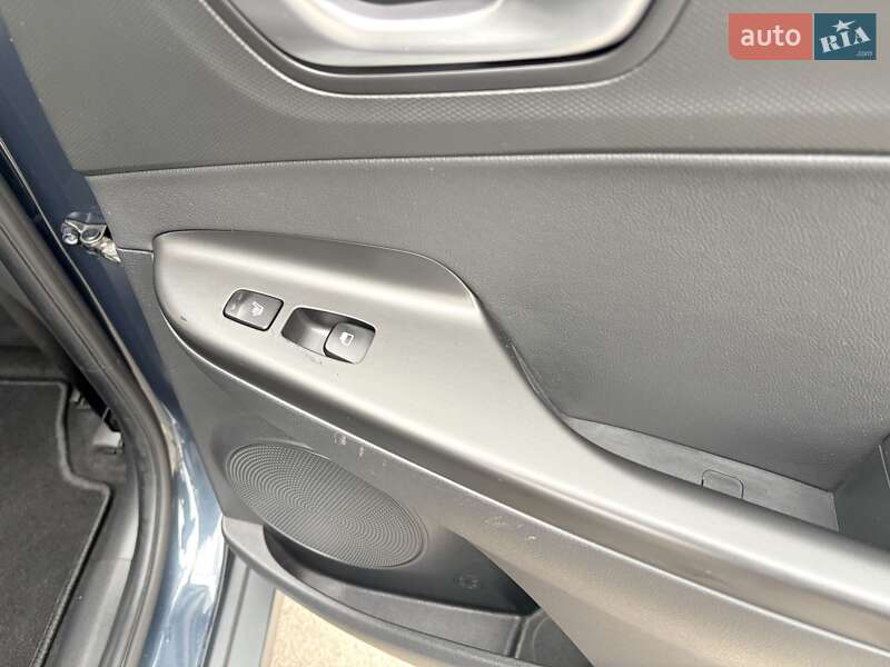 Позашляховик / Кросовер Hyundai Kona Electric 2021 в Києві фото 19 Позашляховик / Кросовер Hyundai Kona Electric 2021 в Києві