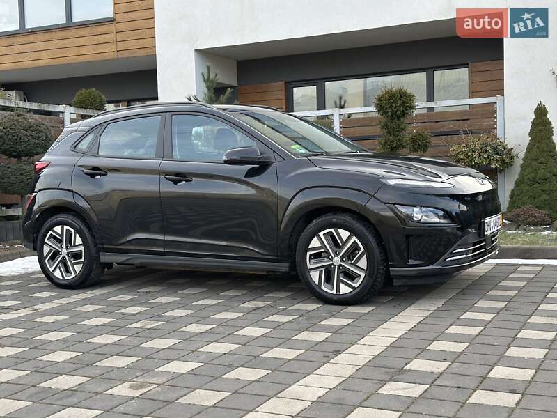 Внедорожник / Кроссовер Hyundai Kona Electric 2021 в Стрые