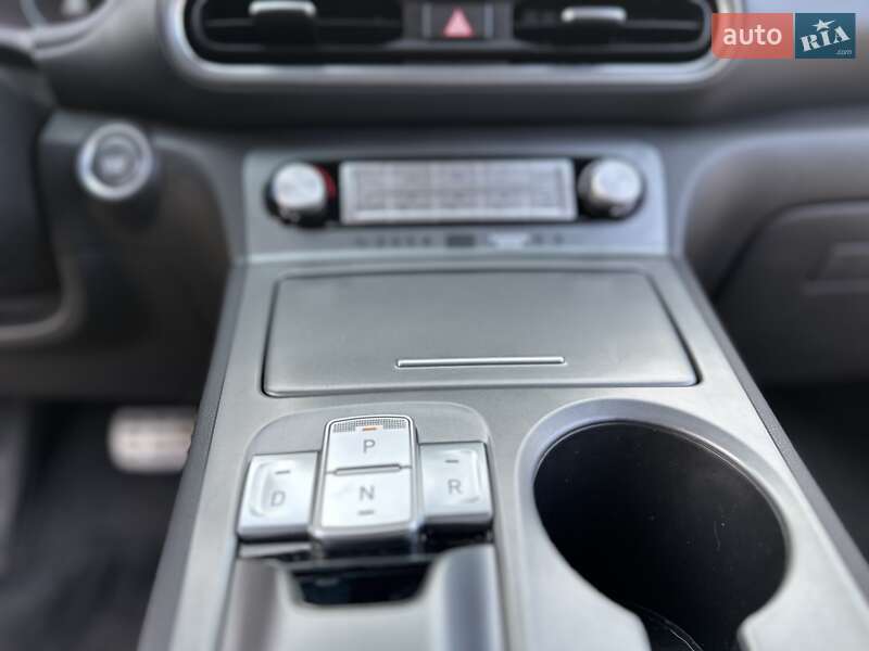 Внедорожник / Кроссовер Hyundai Kona Electric 2021 в Стрые