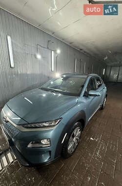 Внедорожник / Кроссовер Hyundai Kona Electric 2019 в Бердичеве