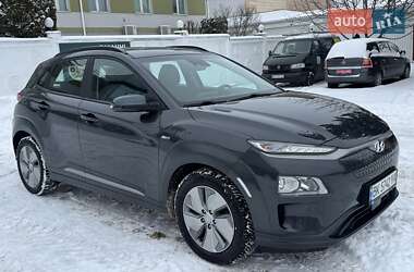 Позашляховик / Кросовер Hyundai Kona Electric 2020 в Рівному