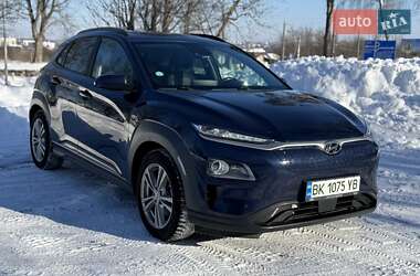 Внедорожник / Кроссовер Hyundai Kona Electric 2020 в Ровно
