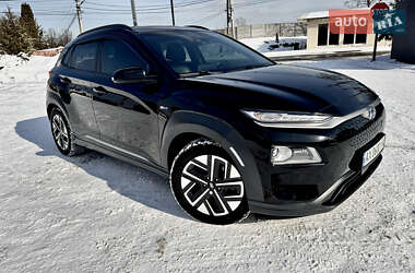 Внедорожник / Кроссовер Hyundai Kona Electric 2020 в Киеве