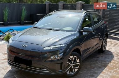 Внедорожник / Кроссовер Hyundai Kona Electric 2022 в Киеве