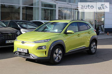 Внедорожник / Кроссовер Hyundai Kona 2019 в Киеве