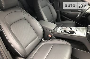 Позашляховик / Кросовер Hyundai Kona 2019 в 