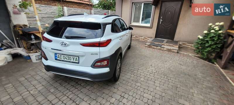 Внедорожник / Кроссовер Hyundai Kona 2019 в Кривом Роге фото 7 Внедорожник / Кроссовер Hyundai Kona 2019 в Кривом Роге