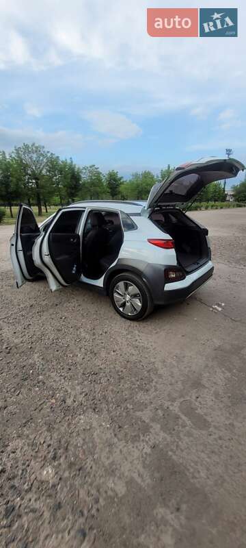 Внедорожник / Кроссовер Hyundai Kona 2019 в Кривом Роге фото 25 Внедорожник / Кроссовер Hyundai Kona 2019 в Кривом Роге