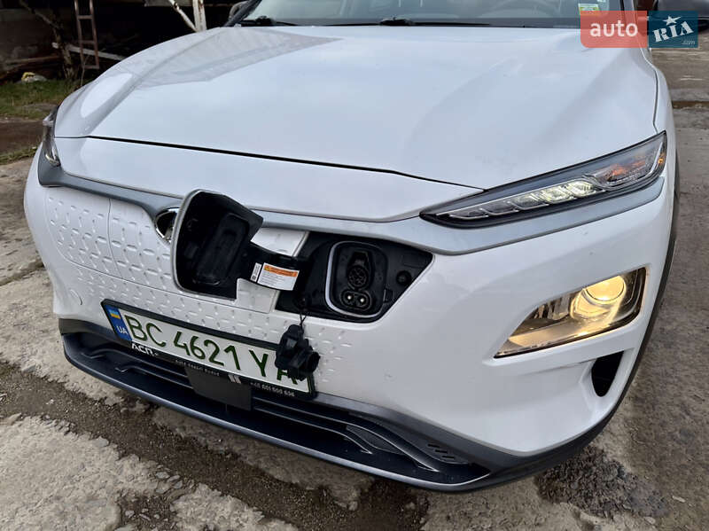 Внедорожник / Кроссовер Hyundai Kona 2021 в Львове