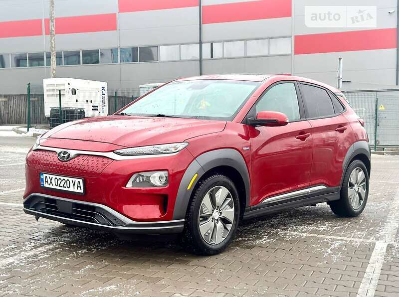 Внедорожник / Кроссовер Hyundai Kona 2018 в Киеве