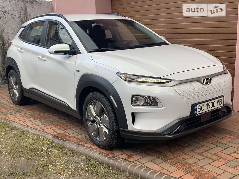 Позашляховик / Кросовер Hyundai Kona 2020 в Львові