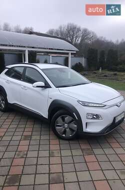 Внедорожник / Кроссовер Hyundai Kona 2019 в Хмельницком