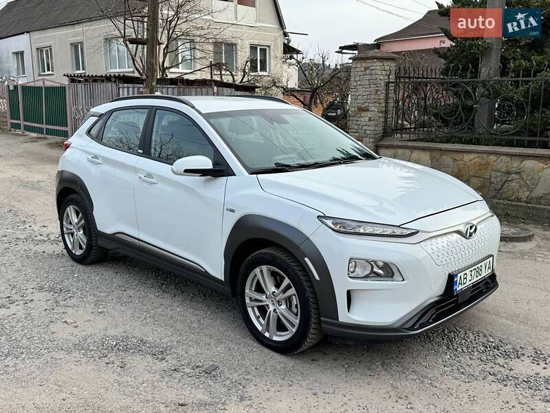 Внедорожник / Кроссовер Hyundai Kona 2020 в Виннице