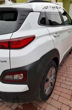Позашляховик / Кросовер Hyundai Kona 2020 в Звягелі