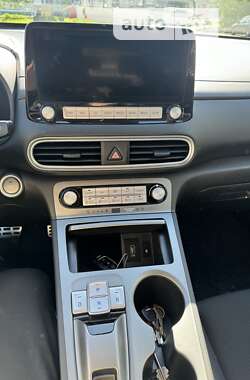 Позашляховик / Кросовер Hyundai Kona 2020 в Житомирі