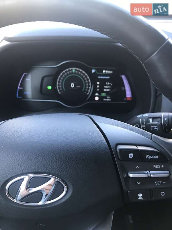 Внедорожник / Кроссовер Hyundai Kona 2018 в Ровно