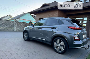 Позашляховик / Кросовер Hyundai Kona 2019 в Дубні