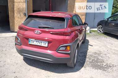 Внедорожник / Кроссовер Hyundai Kona 2019 в Дубно