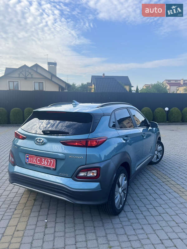Позашляховик / Кросовер Hyundai Kona 2020 в Львові