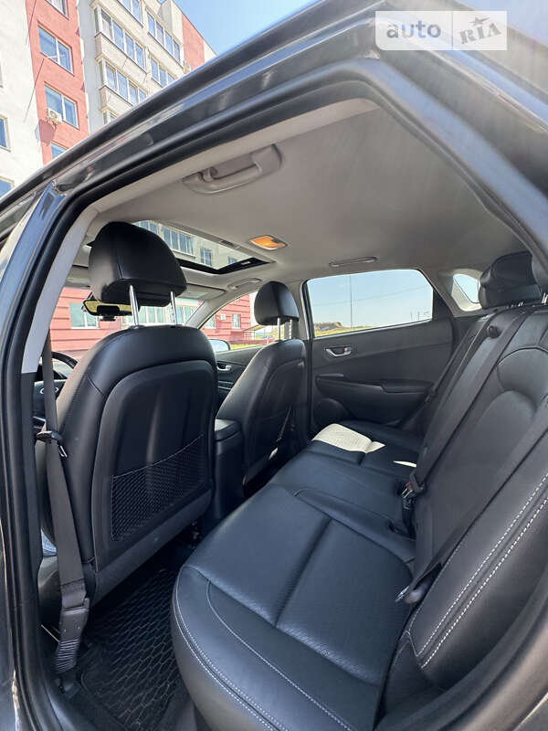 Внедорожник / Кроссовер Hyundai Kona 2018 в Виннице