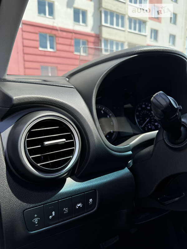 Внедорожник / Кроссовер Hyundai Kona 2018 в Виннице